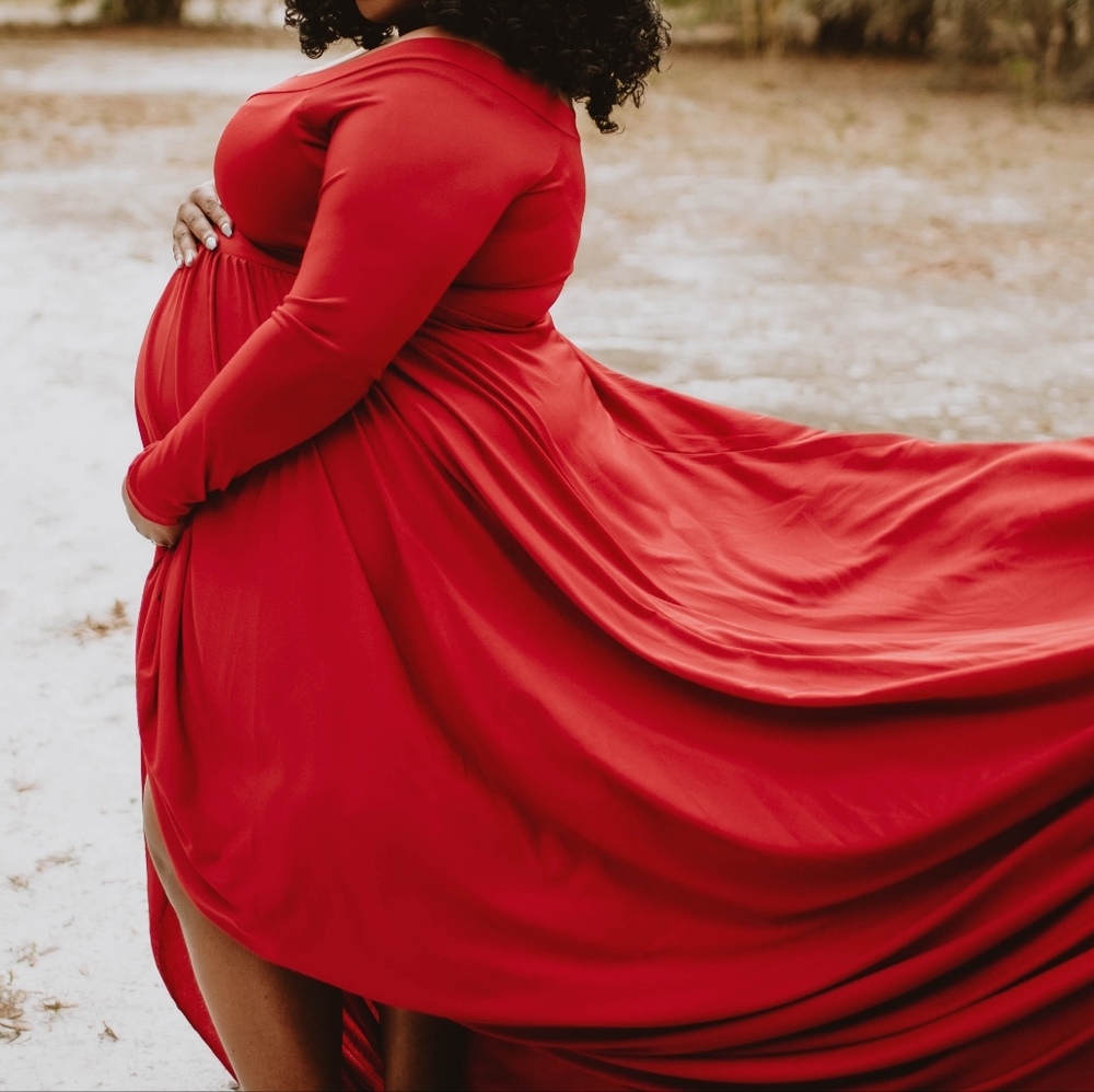 Flowy Red Jersey Maternity Photoshoot Gown with Train